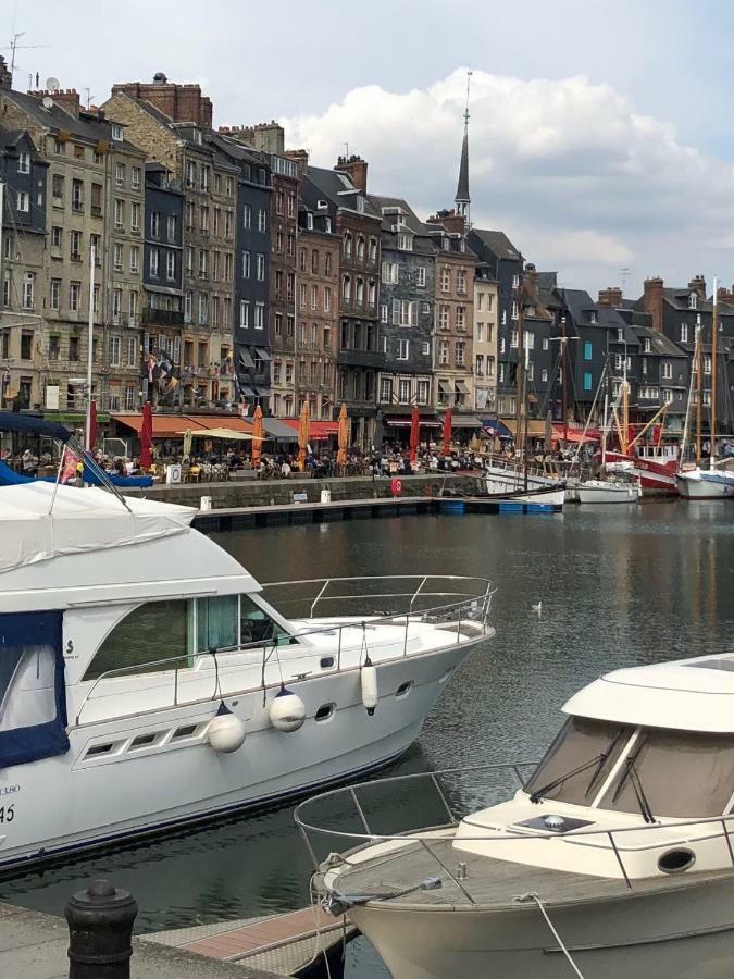 Апартаменты Maison Montreuil Онфлёр Экстерьер фото